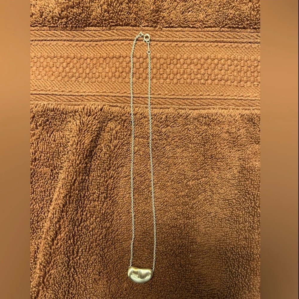 TIFFANY & CO 18mm Silver Bean Pendant Necklace